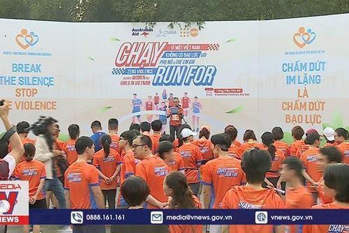 Giải 'Chạy vì một Việt Nam không có bạo lực với phụ nữ và trẻ em gái'