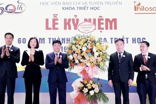 Tự hào là đơn vị chuyên môn thực hiện nhiệm vụ đào tạo chuyên ngành Triết học.