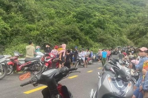 Tìm thấy thi thể nam sinh mất tích do trượt chân rơi xuống suối