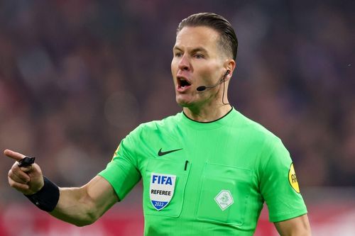 FIFA chọn cựu cảnh sát làm trọng tài trận Tây Ban Nha vs Đức
