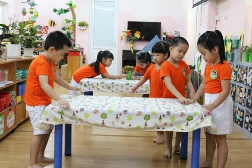 Lo lắng ngộ độc thực phẩm: Nhiều địa phương tăng cường kiểm soát bếp ăn trường học