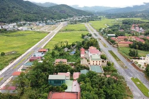 Vi phạm quản lý đất đai, chủ tịch xã ở Điện Biên bị cách hết chức vụ
