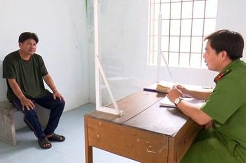 Bắt giam đối tượng đánh người khác vì không trả tiền cho mình