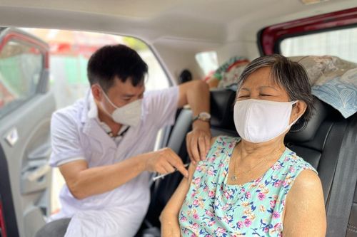 TP Hồ Chí Minh: Trên 98% người dân qua khảo sát có kháng thể phòng ngừa COVID-19