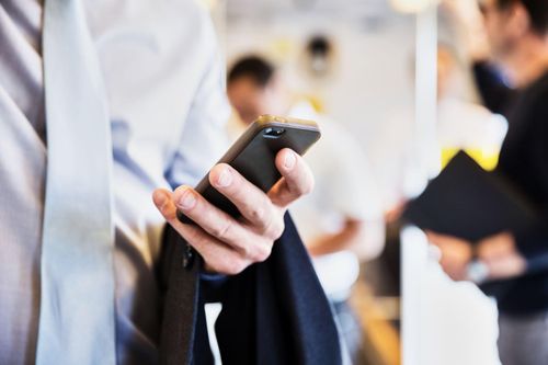 Nhiều rủi ro khi sử dụng thiết bị chưa đăng ký làm việc online