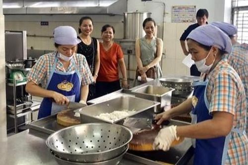 Cần Thơ kiểm tra đột xuất các bếp ăn trong trường học