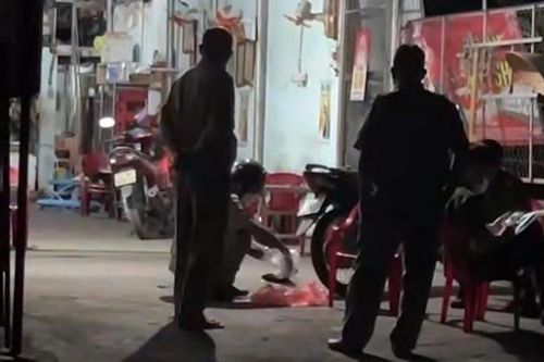 Truy xét nhóm đối tượng đâm chết người trước quán nhậu