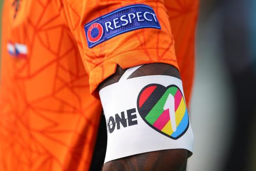 Chủ nhà Qatar lên tiếng về băng OneLove tại World Cup