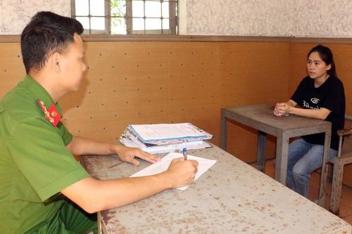 Hứa giúp mua ôtô giá rẻ, chiếm đoạt hơn 4,3 tỷ đồng