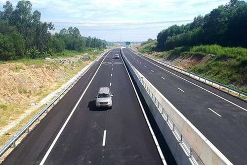 Điều chỉnh đầu tư Dự án đường nối cao tốc Nội Bài - Lào Cai đến Sa Pa