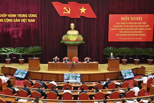 Quán triệt, triển khai Nghị quyết của Bộ Chính trị về phát triển kinh tế-xã hội vùng đồng bằng sông Hồng