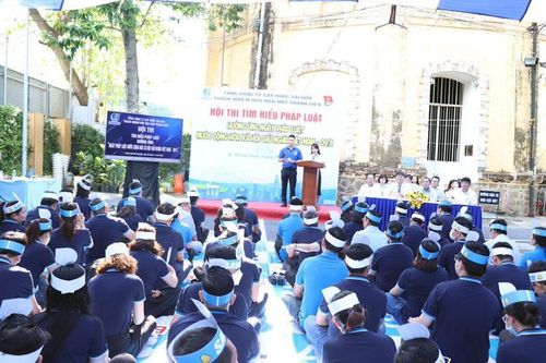Cán bộ, công nhân viên Tổng Công ty cấp nước Sài Gòn sôi nổi tìm hiểu kiến thức pháp luật