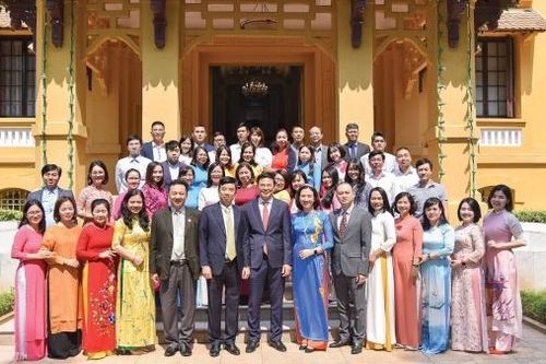 Kỷ niệm ngày Báo Thế giới & Việt Nam ra ấn phẩm đầu tiên: Sức trẻ tuổi 33