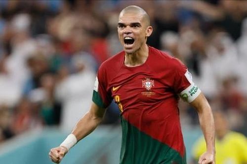 Cùng Bồ Đào Nha vào vòng 1/8 World Cup 2022, Pepe đi vào lịch sử