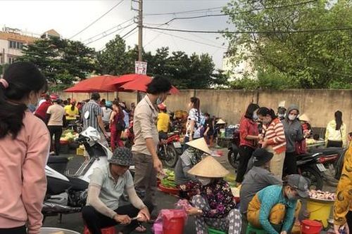 Công nhân chật vật mưu sinh cuối năm-Kỳ 2: Chịu đựng, thắt lưng buộc bụng