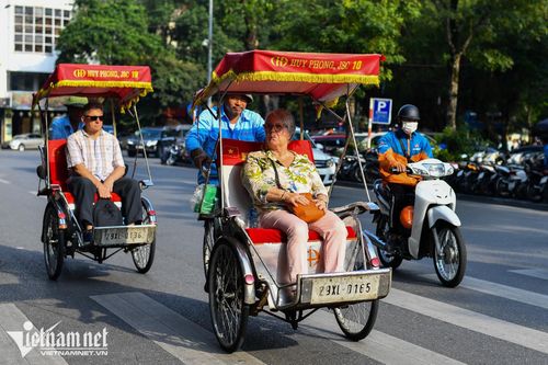 Khách du lịch châu Mỹ, châu Á đến Việt Nam tăng vọt