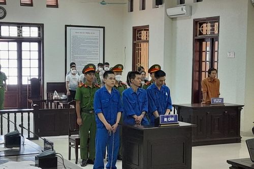 3 đối tượng lĩnh án tử vì vận chuyển gần 3kg ma túy