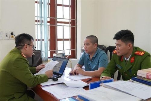 Hòa Bình: Khởi tố 6 người 'lợi dụng quyền hạn' khi thi hành công vụ