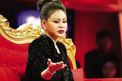 Lê Giang suýt khóc giữa đám đông, khẳng định không ai xúi giục được mình, chuyện gì đây?