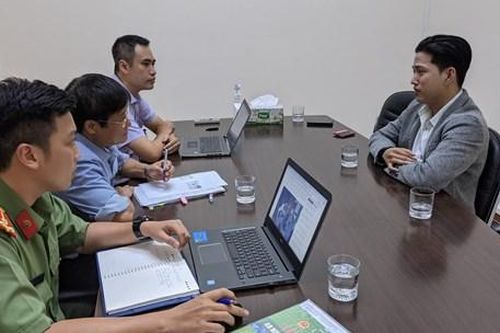 Chủ tài khoản TikTok 'Nờ Ô Nô' bị phạt 7,5 triệu đồng vì đăng nội dung phản cảm