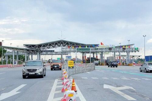 Bộ Tài chính đề xuất giảm 10 - 30% phí sử dụng đường bộ trong năm 2023