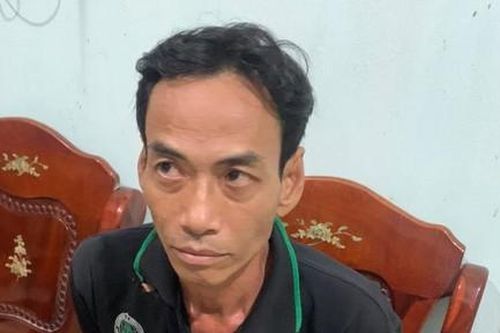 Dùng kéo đâm 2 người và đốt 3 xe máy vì 'vợ hờ' không đồng ý cưới