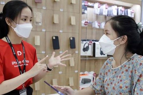 iPad Gen 10 vừa chính thức lên kệ tại Việt Nam, giá đã giảm mạnh