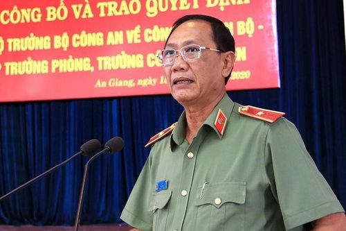 Cách tất cả chức vụ trong Đảng nguyên Giám đốc Công an An Giang