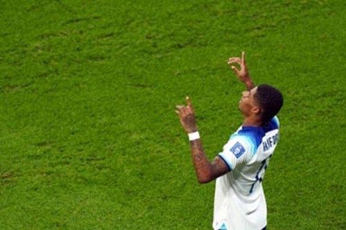 Rashford tiết lộ ý nghĩa pha ăn mừng độc đáo