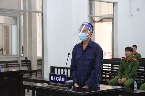 Đâm bạn nhậu vì bị chê hình xăm!