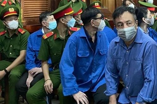 Cựu Giám đốc Bệnh viện Mắt TP Hồ Chí Minh bị đề nghị 8-9 năm tù