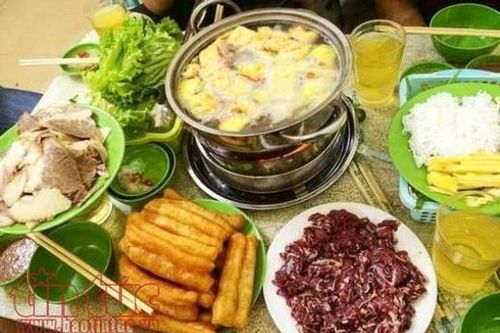 Thưởng thức bò nhúng dấm ngày đông