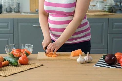 Ăn rau gì để thai nhi cười?