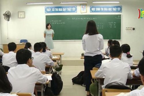 Không để xảy ra tình trạng lạm thu và dạy thêm sai quy định
