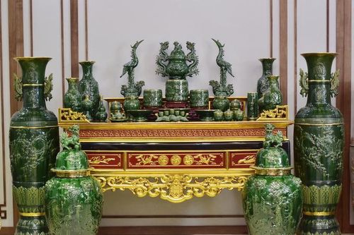 Gốm sứ Battrang24h chia sẻ kinh nghiệm chọn mua gốm sứ Bát Tràng chất lượng