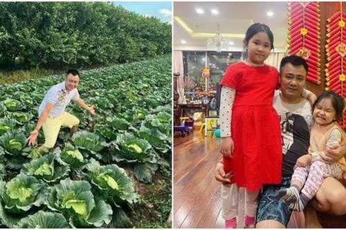 Vợ chồng Tự Long dẫn con về quê thăm vườn, hé lộ khu bất động sản rộng mênh mông