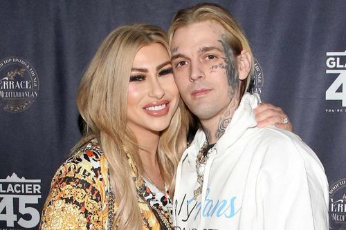 Chứng nghiện ngập của Aaron Carter qua lời kể của vợ cũ