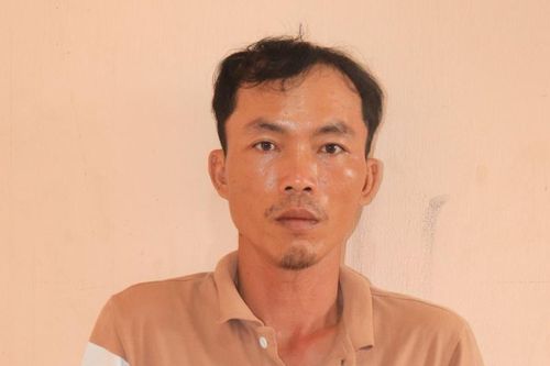 Cứa cổ người tình sau tiệc sinh nhật