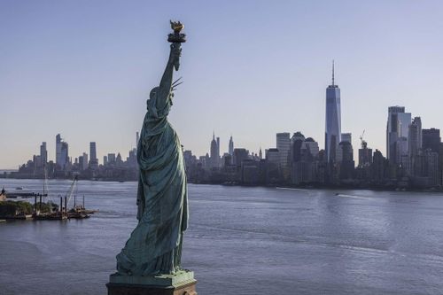 New York và Singapore là thành phố đắt đỏ nhất thế giới năm 2022