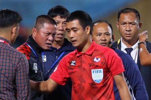 HLV Chu Đình Nghiêm: 'Hải Phòng đặt mục tiêu chơi 'máu lửa' ở mùa giải 2023'