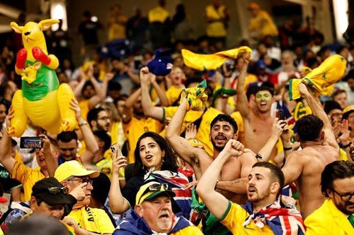 Australia 'mở tiệc' mừng đội nhà vào vòng 1/8 World Cup 2022