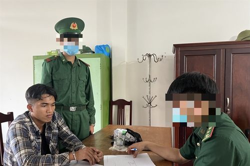 Bắt giữ đối tượng tàng trữ trái phép ma túy đá