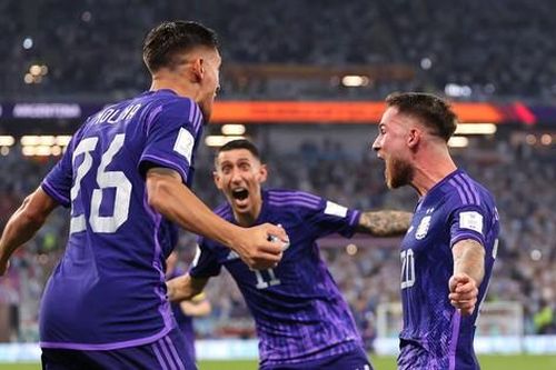 Highlights Ba Lan 0-2 Argentina: Messi sai đã có đàn em sửa