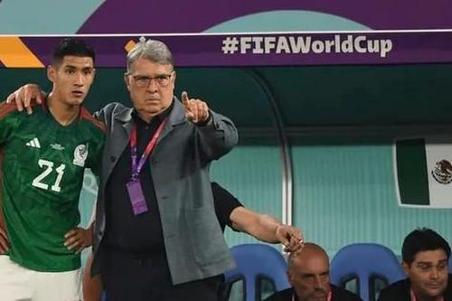 HLV Mexico từ chức sau khi dừng bước từ vòng bảng World Cup sau 28 năm