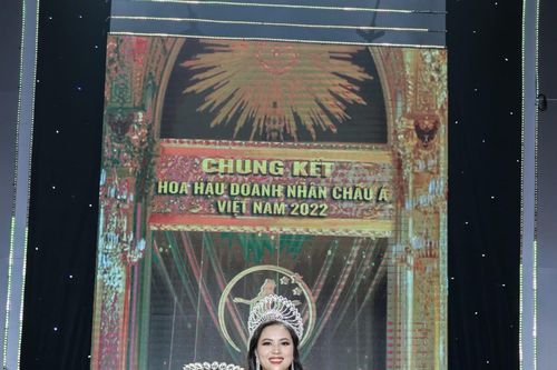 Doanh nhân Nguyễn Thị Thùy Dung đăng quang Hoa hậu thiện nguyện Hoa hậu Doanh nhân Châu Á Việt Nam 2022