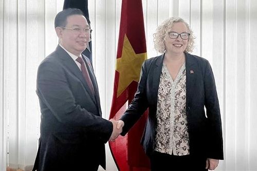 Chủ tịch Quốc hội Vương Đình Huệ: Phát huy vai trò nòng cốt của Nhóm nghị sĩ hữu nghị, thúc đẩy quan hệ Việt Nam - Australia