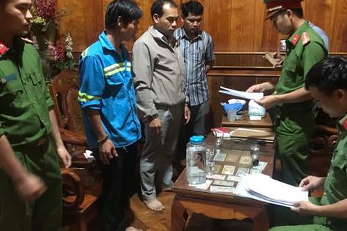 Đắk Nông: Khởi tố nguyên Phó Chủ tịch huyện Đắk G'Long và 3 thuộc cấp