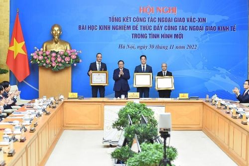 Pfizer Việt Nam lần đầu tiên vinh dự nhận bằng khen của Thủ tướng