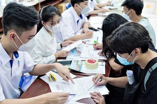 Chính sách hỗ trợ sinh viên sư phạm: Rà soát để gỡ vướng