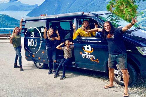 'Gia đình Bitcoin' đối phó với thảm họa FTX